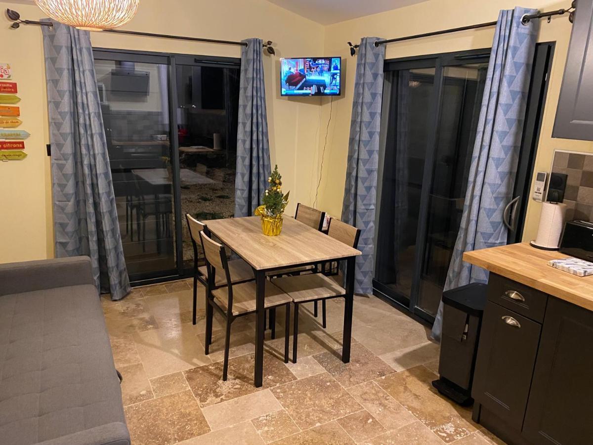 Appartement De Charme Avec Jaccusi Vezenobres Dış mekan fotoğraf